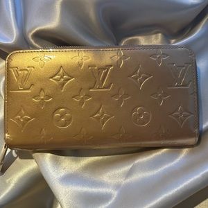 Louis Vuitton Monogram Gold Vernis Long Zippy Wallet  and Dust Cover-Code CA4115